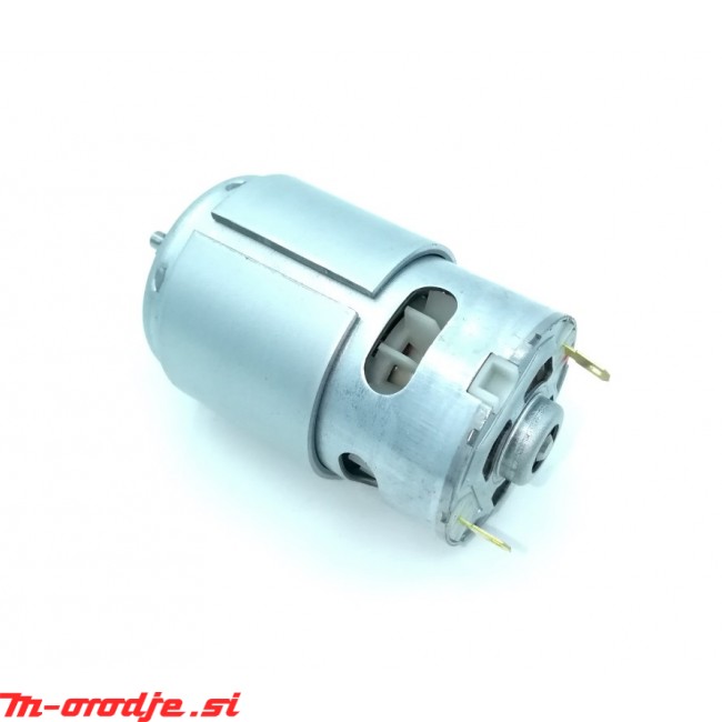 Motor clearance makita dhp453
